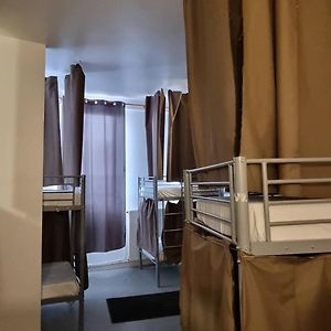 Camera solo per donne comune